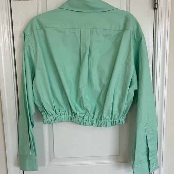 ASOS DESIGN Mint Cropped Shirt Jacket - Picture 8 of 14